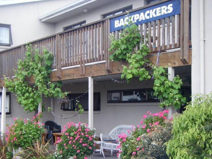 Hat Trick Lodge Motueka Exterior foto