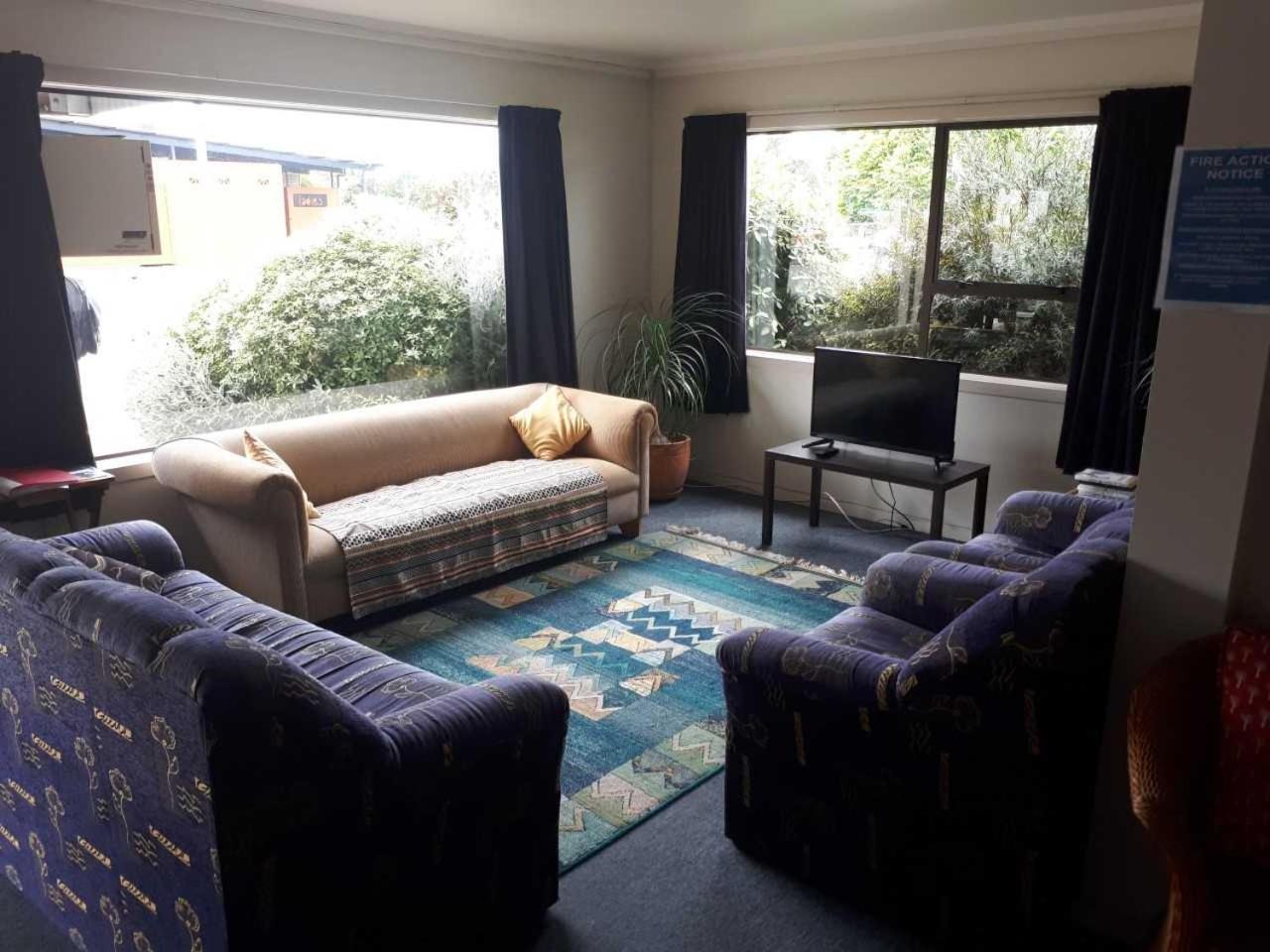 Hat Trick Lodge Motueka Exterior foto