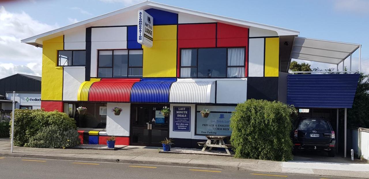 Hat Trick Lodge Motueka Exterior foto